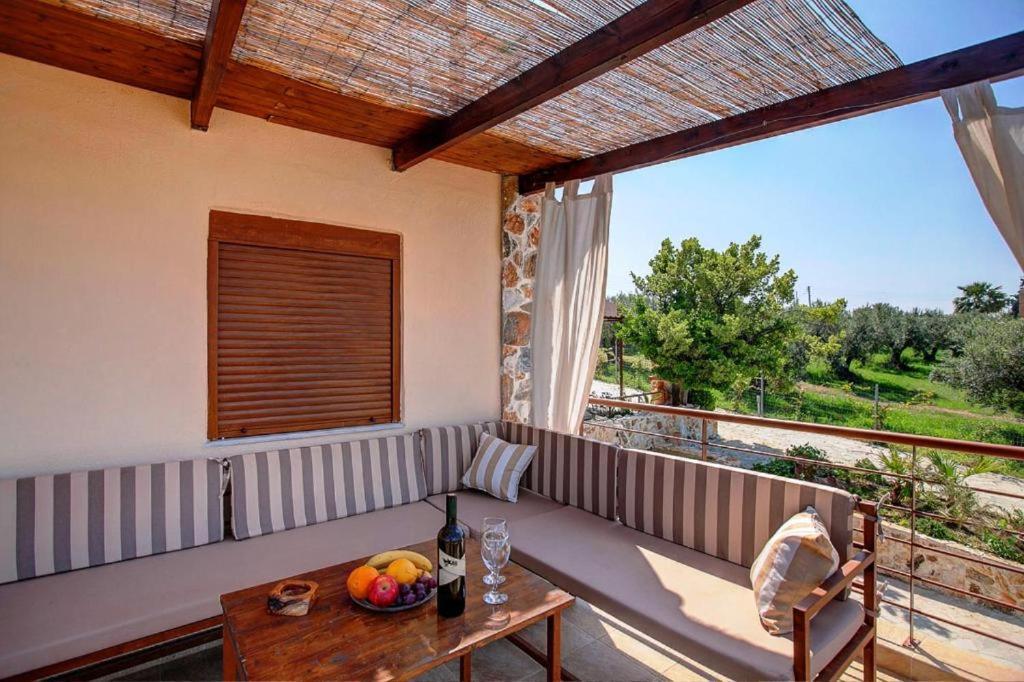 Villa Laskari Sea View Неа-Муданья Экстерьер фото